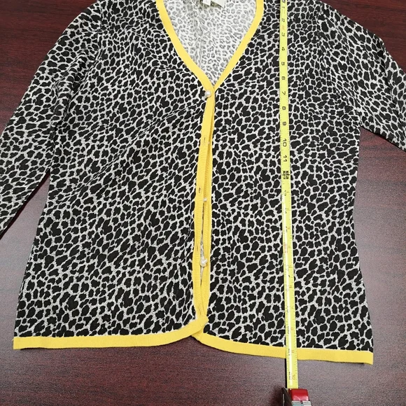 Twin Set - Picture 8 of 9